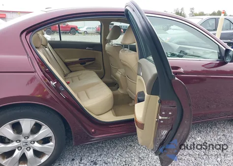 2008 Honda Accord 2.4 Ex-L z USA, uszkodzony, nr VIN JHMCP26848C005003